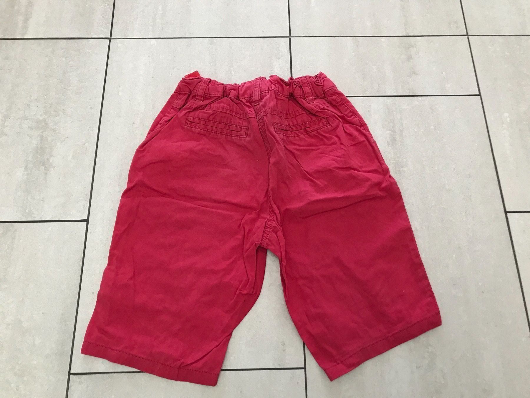 Pantaloni: Shorts rot Gr.140 – Usato da Wädenswil venduto da JJ15 3