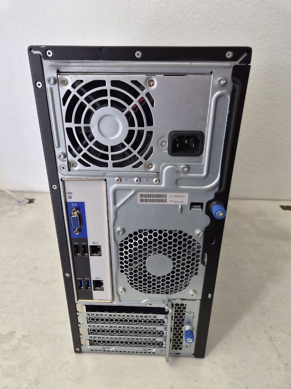 Hewlett Packard Server: HP ProLiant ML30 Gen9 Server, Intel Xeon, 4TB HDD – Usato da SCHAFFHAUSEN venduto da Atami99 7