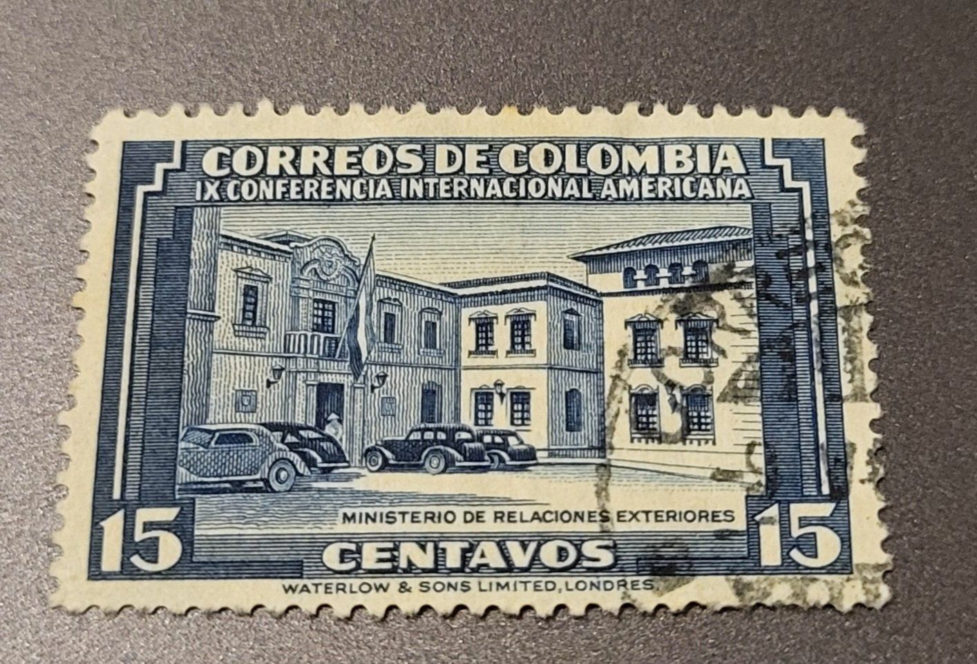 Tous les timbres: Kolumbien 1948 alte briefmarke – D'occasion à St Gallen par Stampsalshobby
