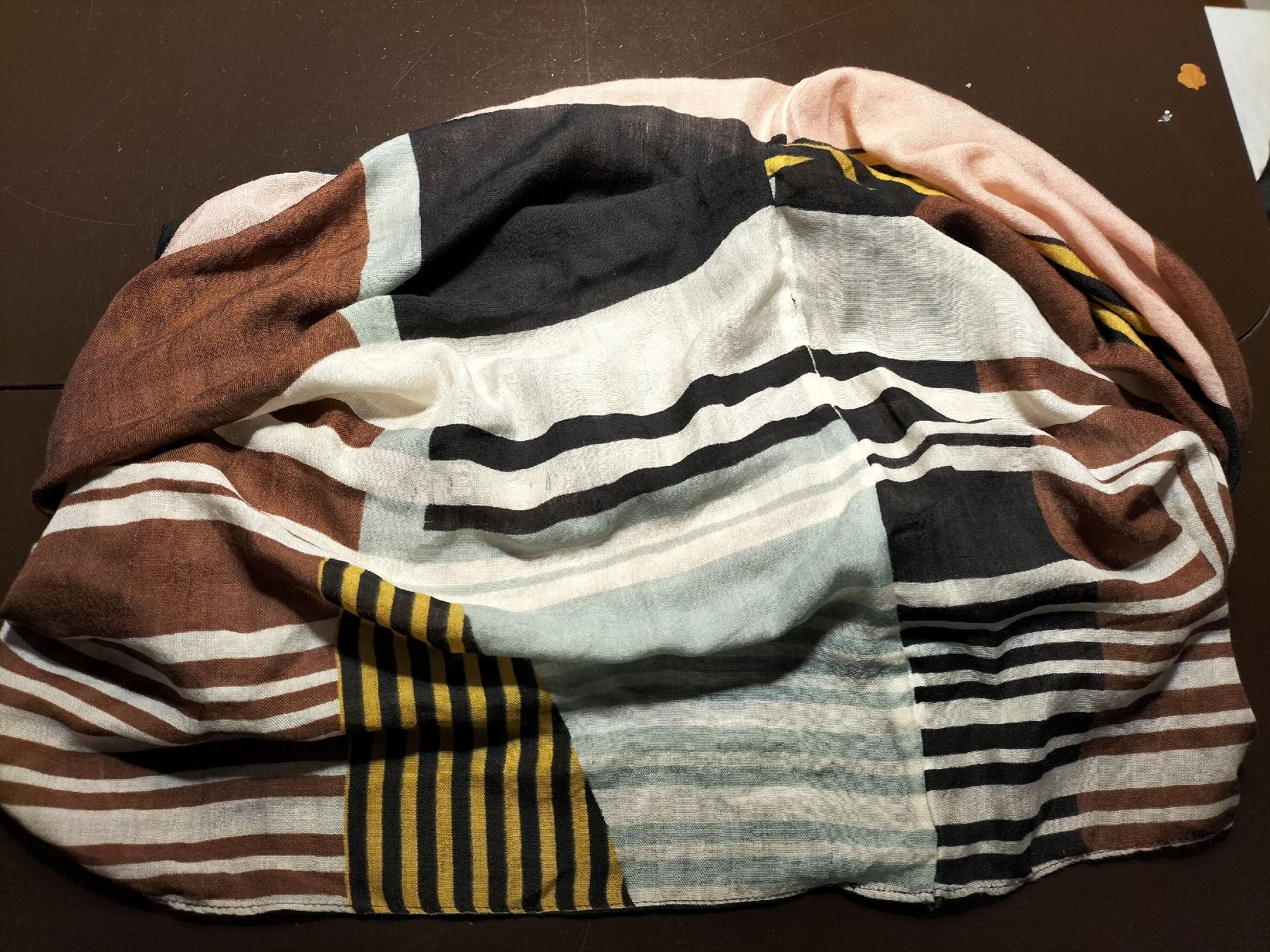 H&M Foulard & Sciarpe: Sciarpa tubolare H&m – Usato da Penthalaz venduto da fed_5ypc