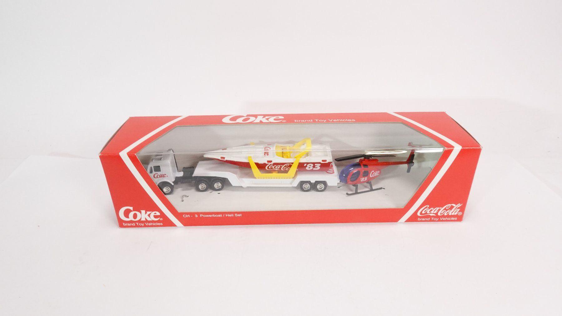 Coca-Cola Modellini d'auto: c1 Coca Cola Powerboat mit Helikopter – Usato da Uetendorf venduto da tigermuegi 4