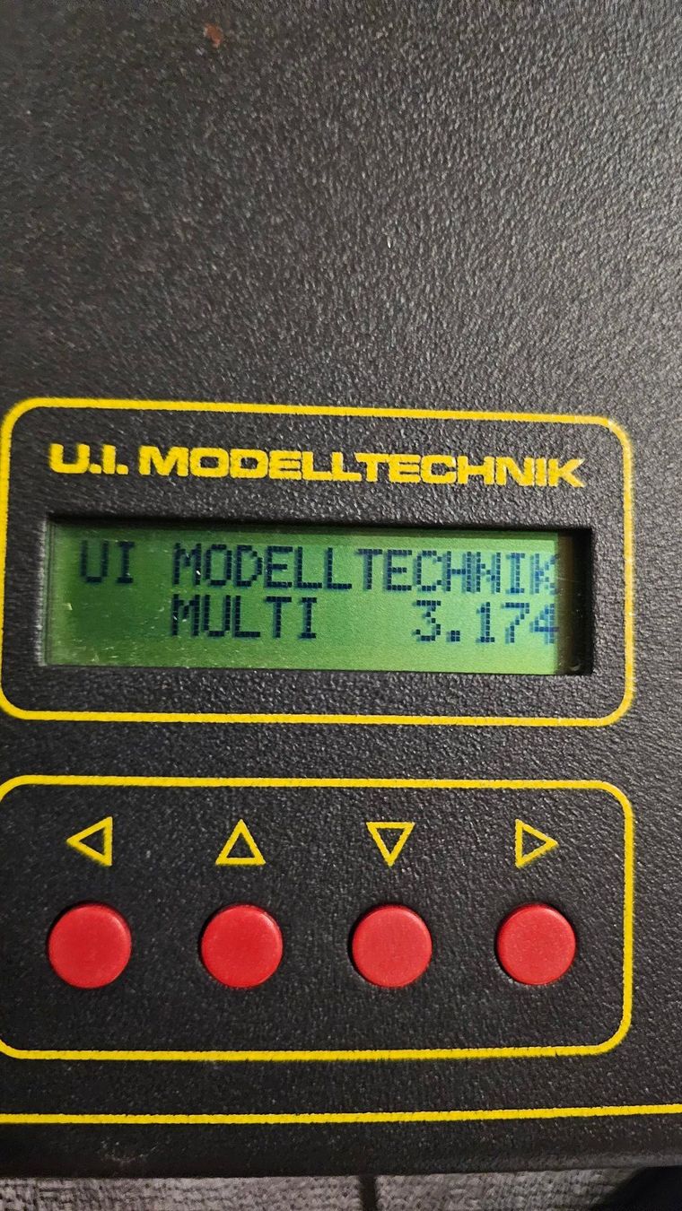 Batterie, Caricabatterie & Alimentatori: UI Modelltechnik Profi Line Pegasus-Multi 4fach  Ladegerät – Usato da Boniswil venduto da LakeSide_Boniswil 2