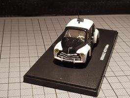 Renault 4CV Police modèle en métal
