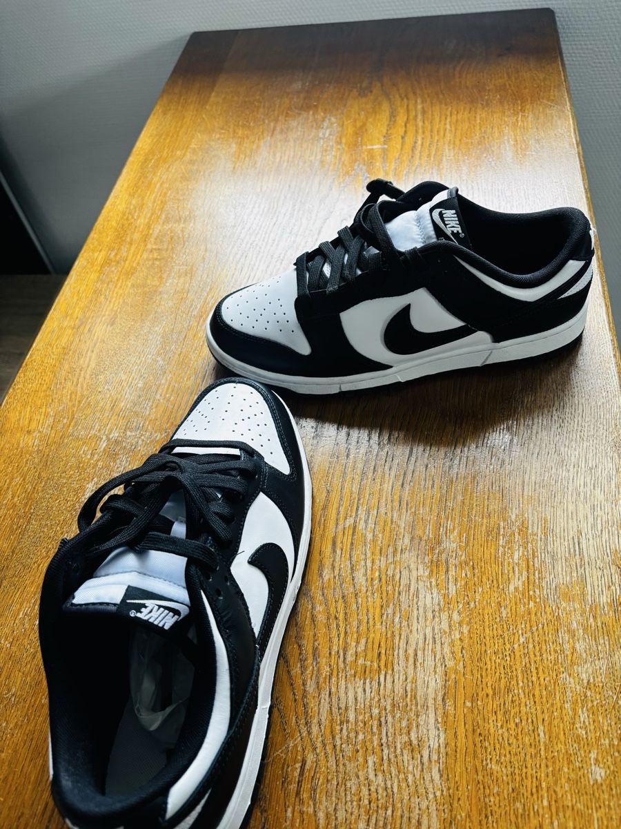 Nike Scarpe da uomo: Nike Dunk Low Baskets Taille 41 Noir Blanc Bon état – Nuovo e nell'imballaggio originale da prilly venduto da chr_8crg 3