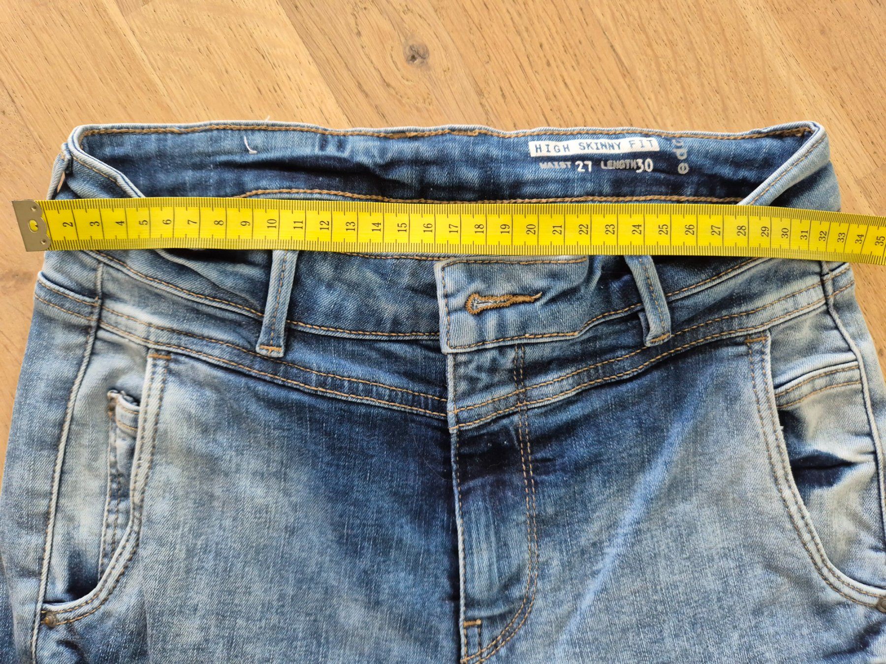 Esprit Jeans: EDC Jeans Neu, ungetragen Gr. 36 – Nuovo (secondo la descrizione) da Schaffhausen venduto da Madison74 3