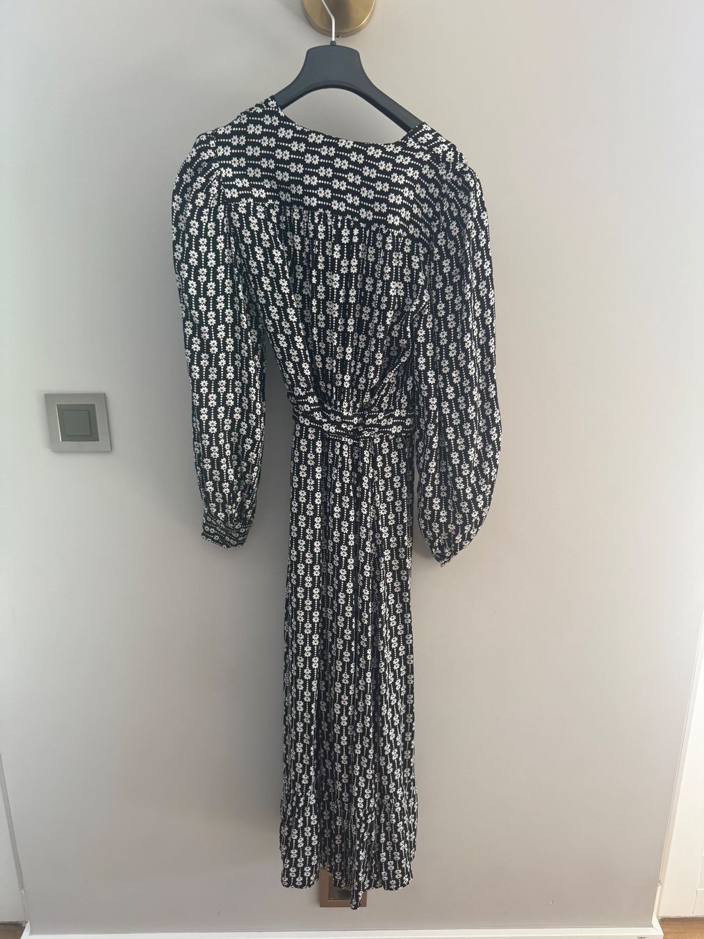 Sandro Vestiti: Robe Sandro T34 – Usato da Conches venduto da chn_hgl6 5