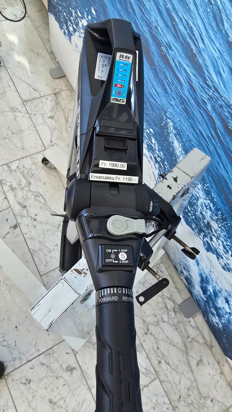 Suzuki Motori: Elektro Bootsmotor HASWING ULTIMA 3.0 – Nuovo (secondo la descrizione) da Arbon venduto da watersport10 2