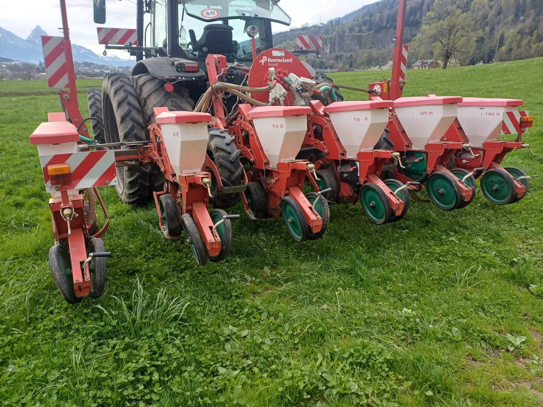 Tutte le macchine: Einzelkorn Kverneland 6R – Usato da Arth venduto da Transport77 1