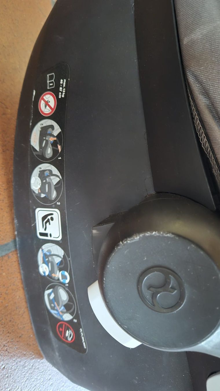 Cybex Auto-Kindersitze: Babyschale – Gebraucht aus Bönigen von Tacho4 2