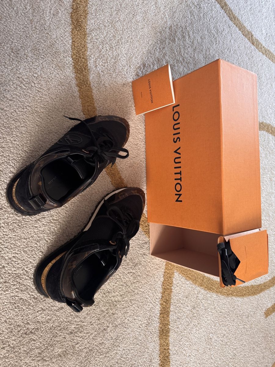 Louis Vuitton Chaussures femmes: Louis Vitton Sneakers – D'occasion à Niederhasli par Michael211