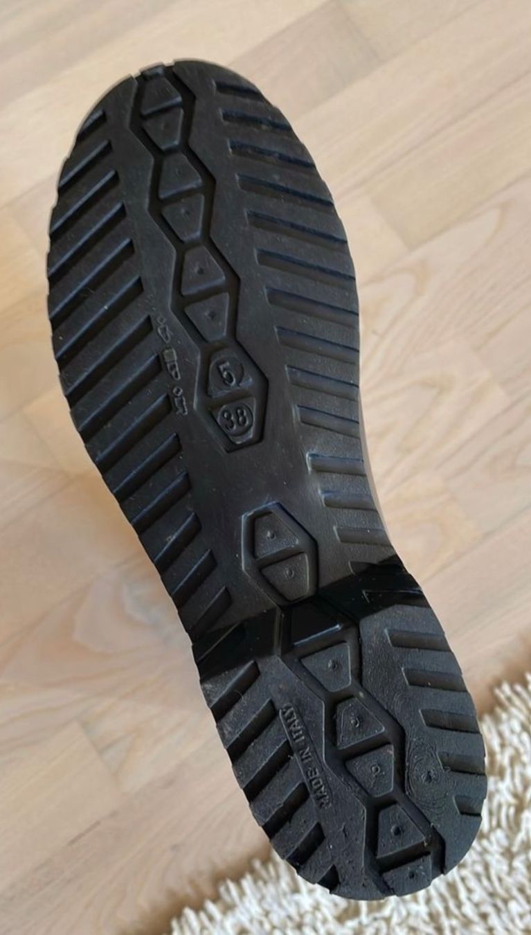 Valentino Scarpe da donna: Gummistiefel Valentino – Usato da Zell LU venduto da AliAli24 2