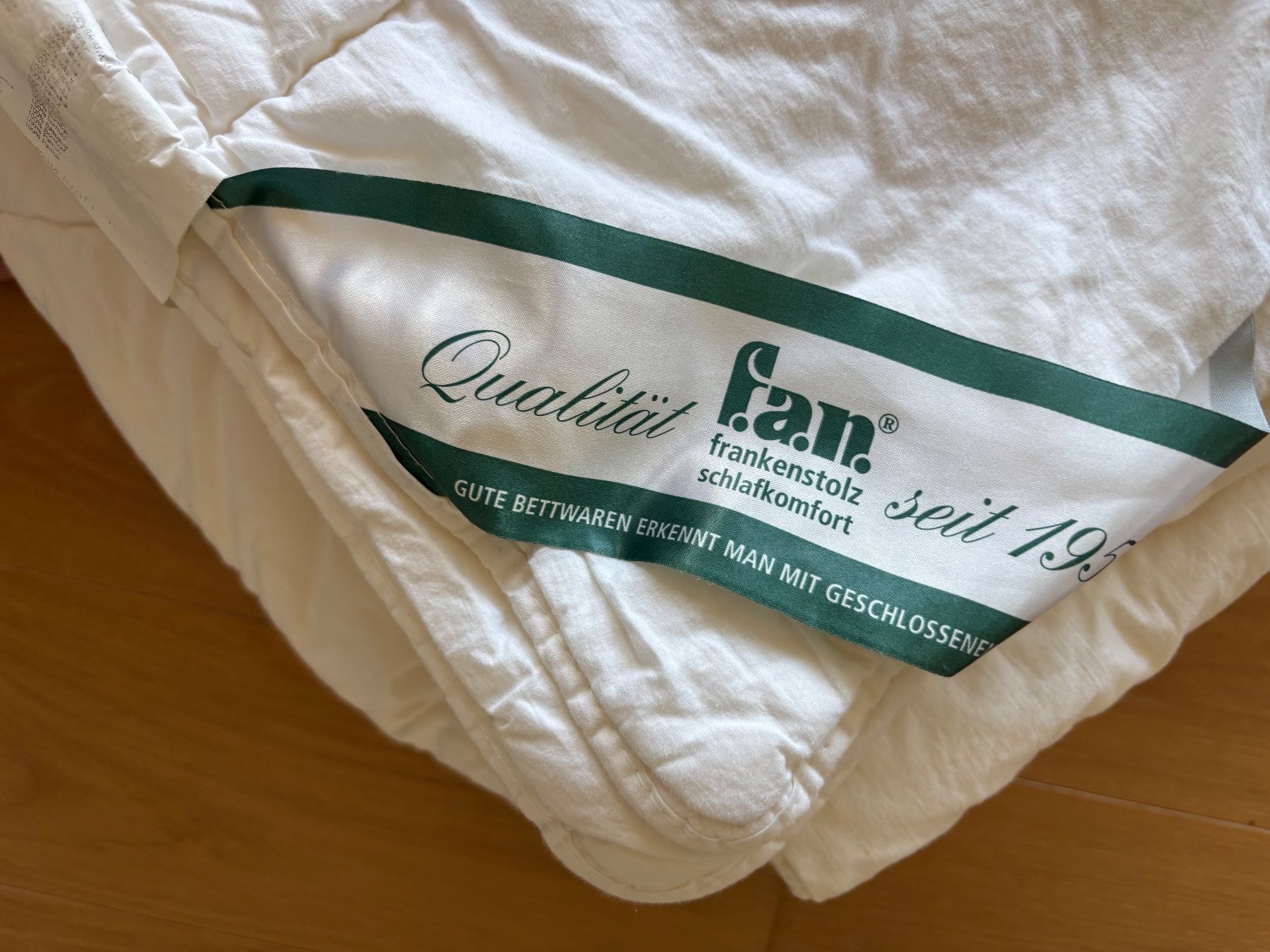 Coperte: Steppdecke 240 x 240 cm von fan – Usato da Kradolf venduto da 0721 1