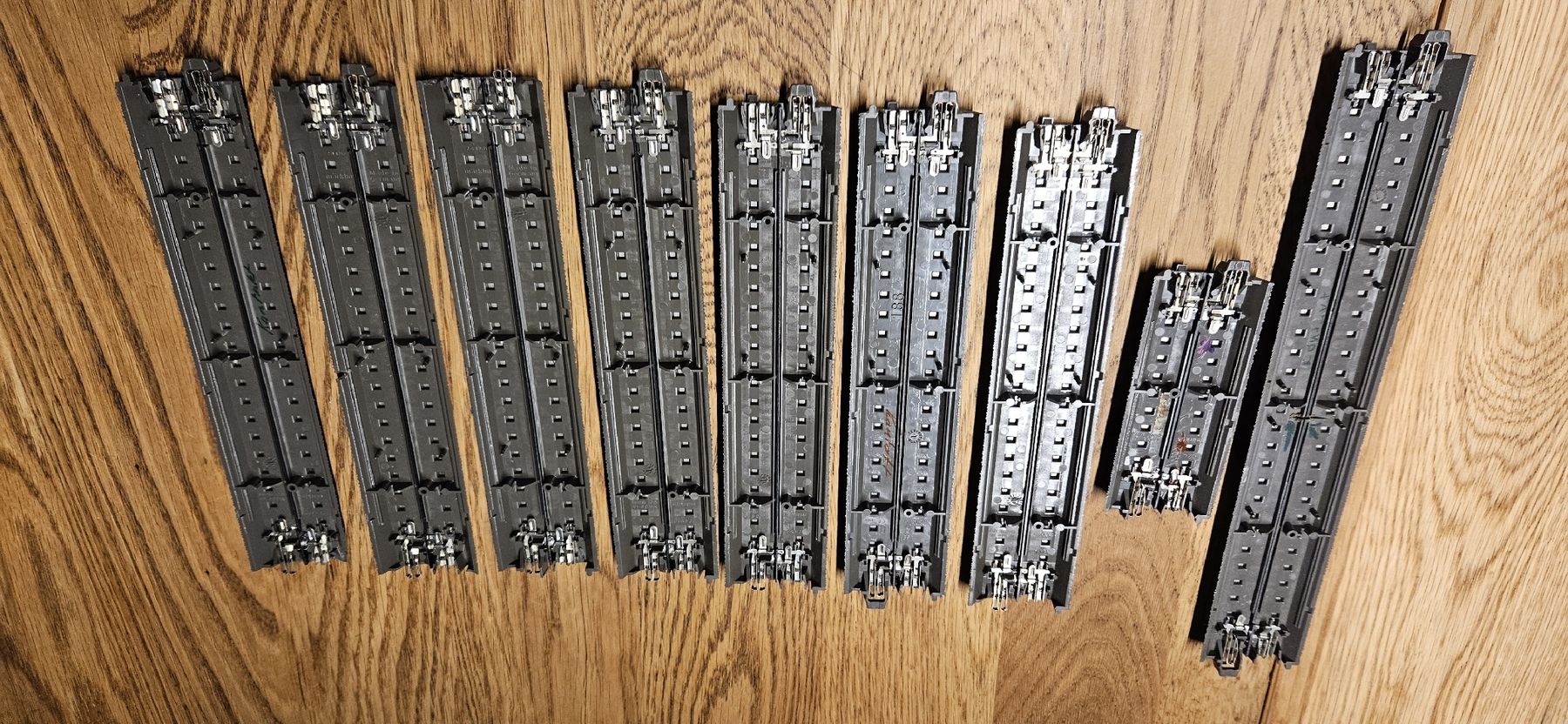 Märklin Modellini di ferrovie: C gleis diverse längen – Difettoso da Matten b. Interl venduto da fla_s8sd 1