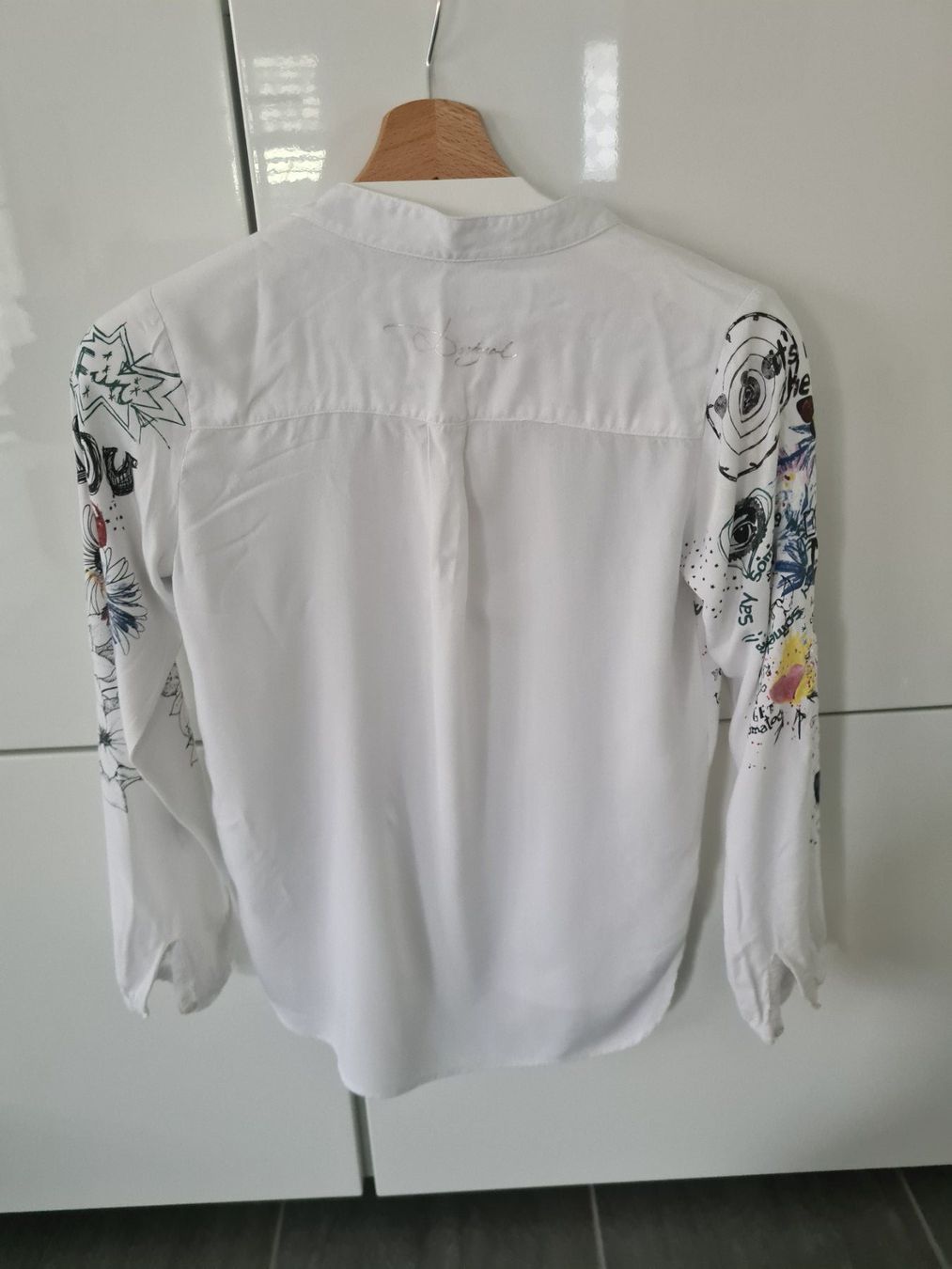 Desigual Camicette, T-shirt & Top: DESIGUAL Mädchen Hemdbluse gr.13/14 Jahre – Usato da Mezzovico venduto da maemy 4