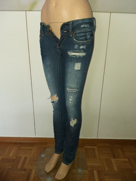 Jeans: Jeans LYLA LYLA  ALLEGRA  Taille / Grosse 32 CH ..... – Usato da Cossonay-ville venduto da Super-Price-Quality 4