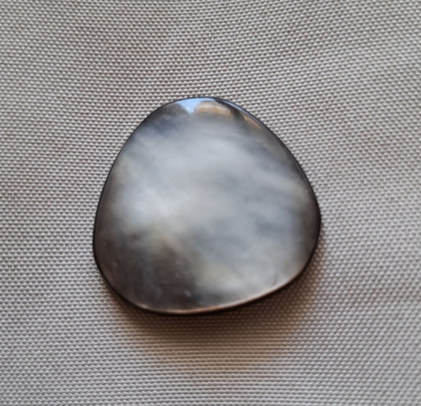 Knöpfe: 1 Knopf aus Perlmutt, oval, ca. 30 mm. – Gebraucht aus Dietikon von Hirschkopf 4
