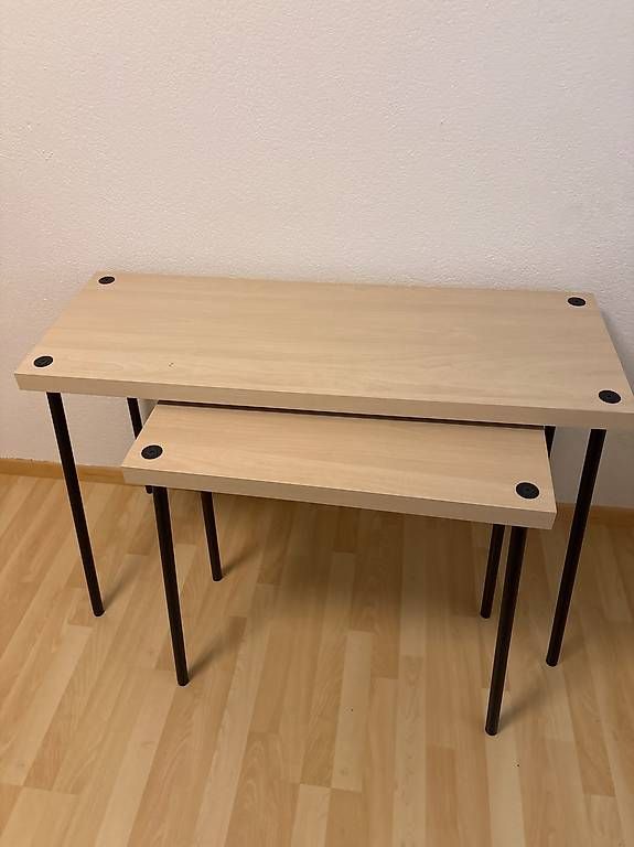 Set di tavolo e panche: Zu verschenken Tisch set – Usato da Rickenbach Lu venduto da J-h