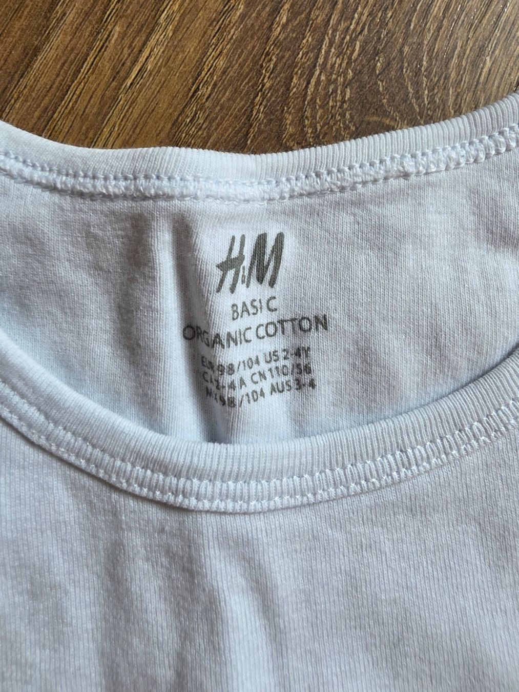 H&M Biancheria intima: Unterhemd H&M Gr. 98/104 – Usato da Nebikon venduto da Japostyle 2