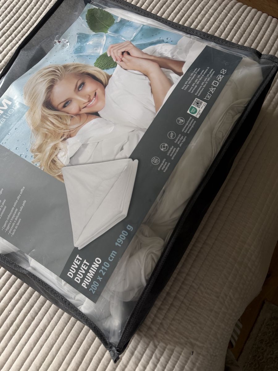 Coperte: Duvet 210x200 neu  – Nuovo (secondo la descrizione) da Gommiswald venduto da Uschi1972