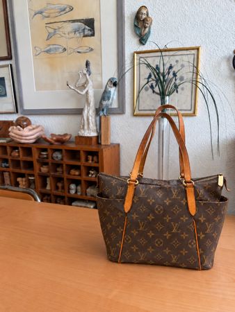 Ab 1 fr, Louis Vuitton Totally PM Monogram ‼️