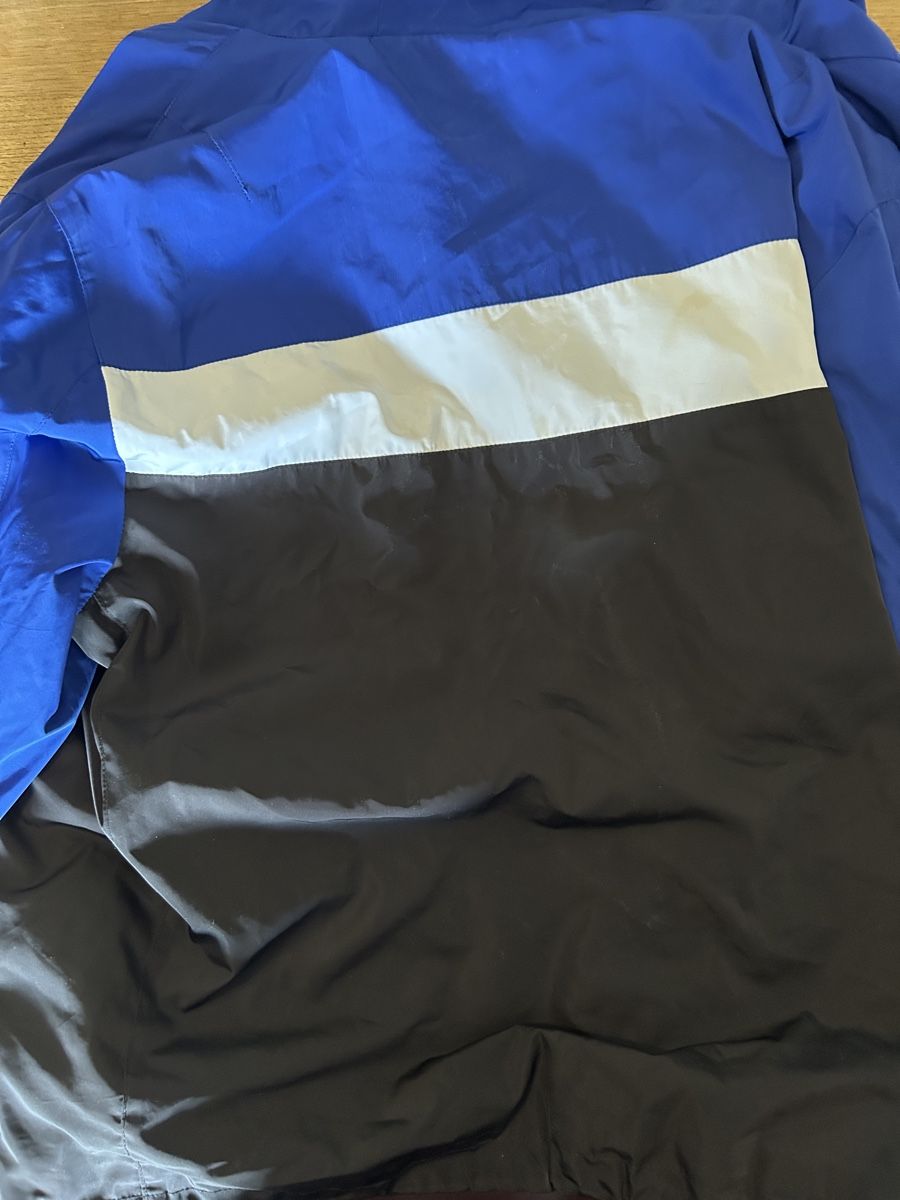 Calvin Klein Jacken: Calvin Klein Jacke – Gebraucht aus Aarau von pyl_887s