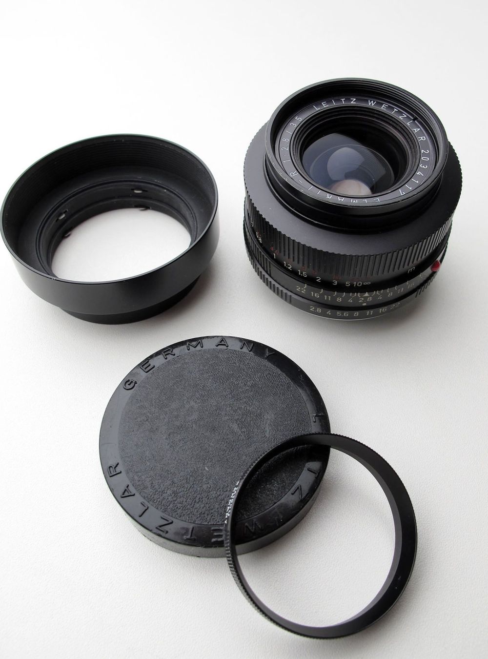 LEICA ELMARIT-R 1:2,8/35 Mm E55 Objectif Leitz Wetzlar Avec Boîte, Filtre Heliopan & Accessoires