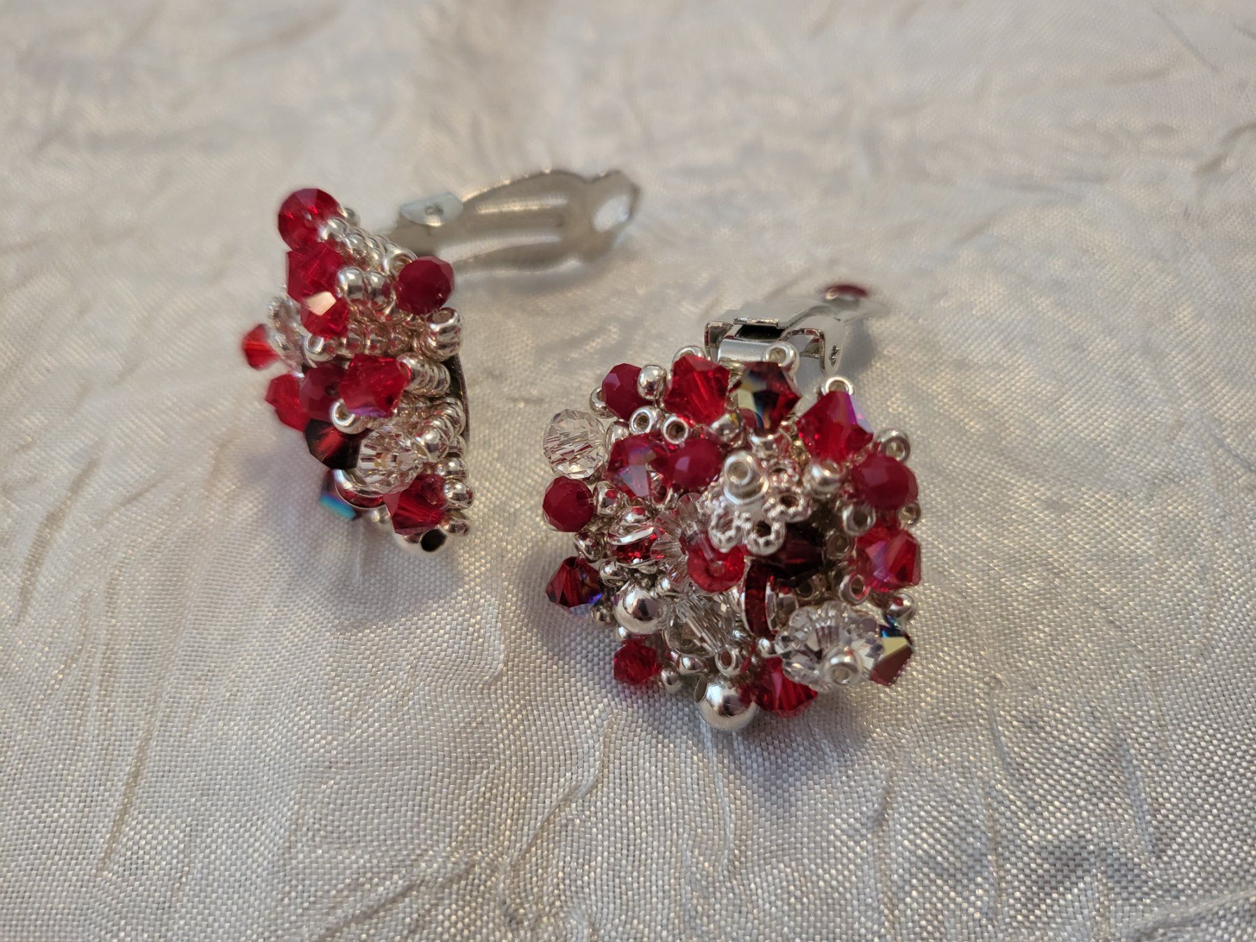Orecchini pendenti & Orecchini a lobo: Handgemachte ohrclips aus swarovski perlen – Nuovo (secondo la descrizione) da Dietikon venduto da Eleda 1