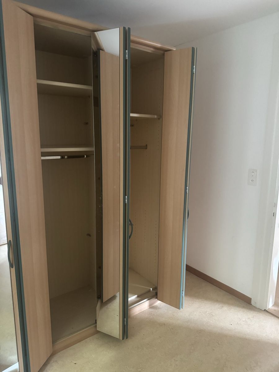 Armoires: Kleiderschrank – D'occasion à Wald ZH par abi_9v52 3