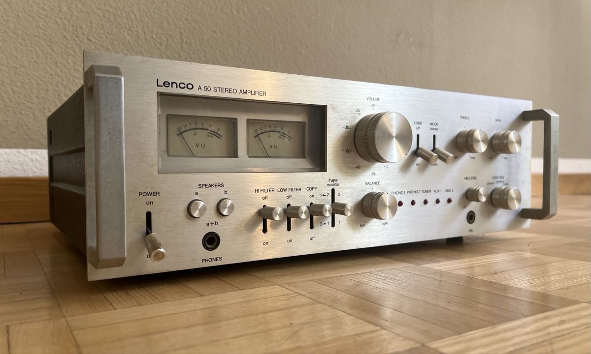 Lenco Verstärker: Lenco A 50 Stereo Amplifier – Gebraucht aus Zürich von juergarno