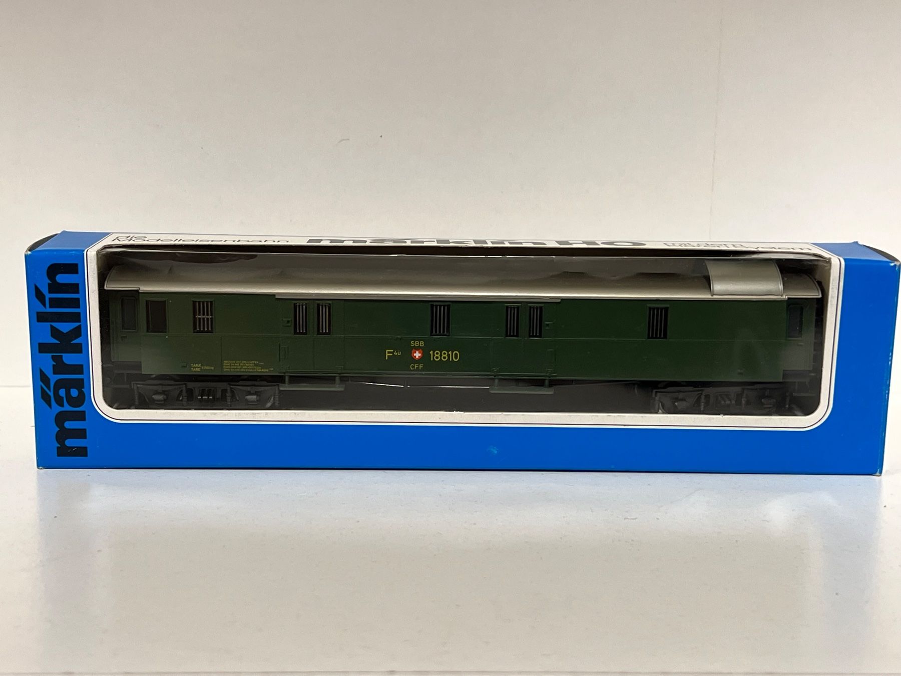 Märklin Modellini di ferrovie: Märklin 4146  H0  Schweizer Oldtimer Gepäckwagen SBB – Nuovo e nell'imballaggio originale da Geroldswil venduto da TopTrain54