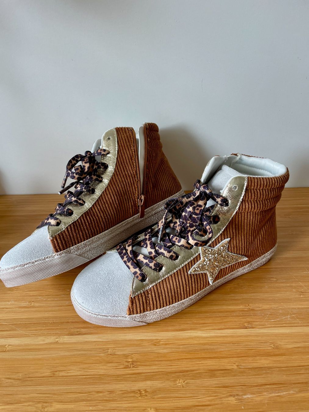 Scarpe da donna: High top sneakers Gr. 38 NEU – Nuovo (secondo la descrizione) da Gais venduto da ann_5jlh 2