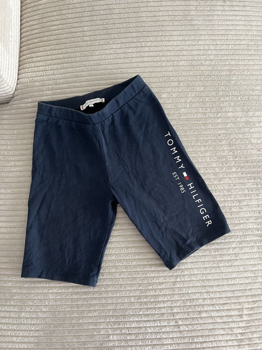 Tommy Hilfiger Pantaloni: TOMMY HILFIGER KURZE HOSE 128 – Usato da Basel venduto da theo-g77