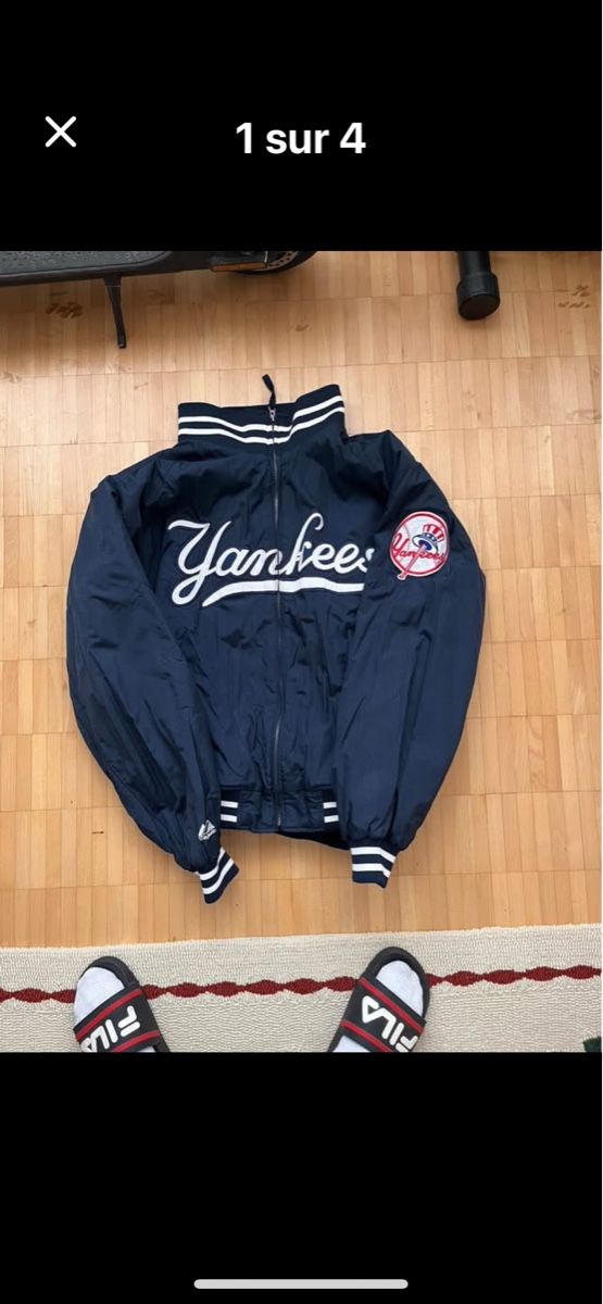 Giacche: Veste Yankees Majestic bleu – Usato da Boudry venduto da Askaone