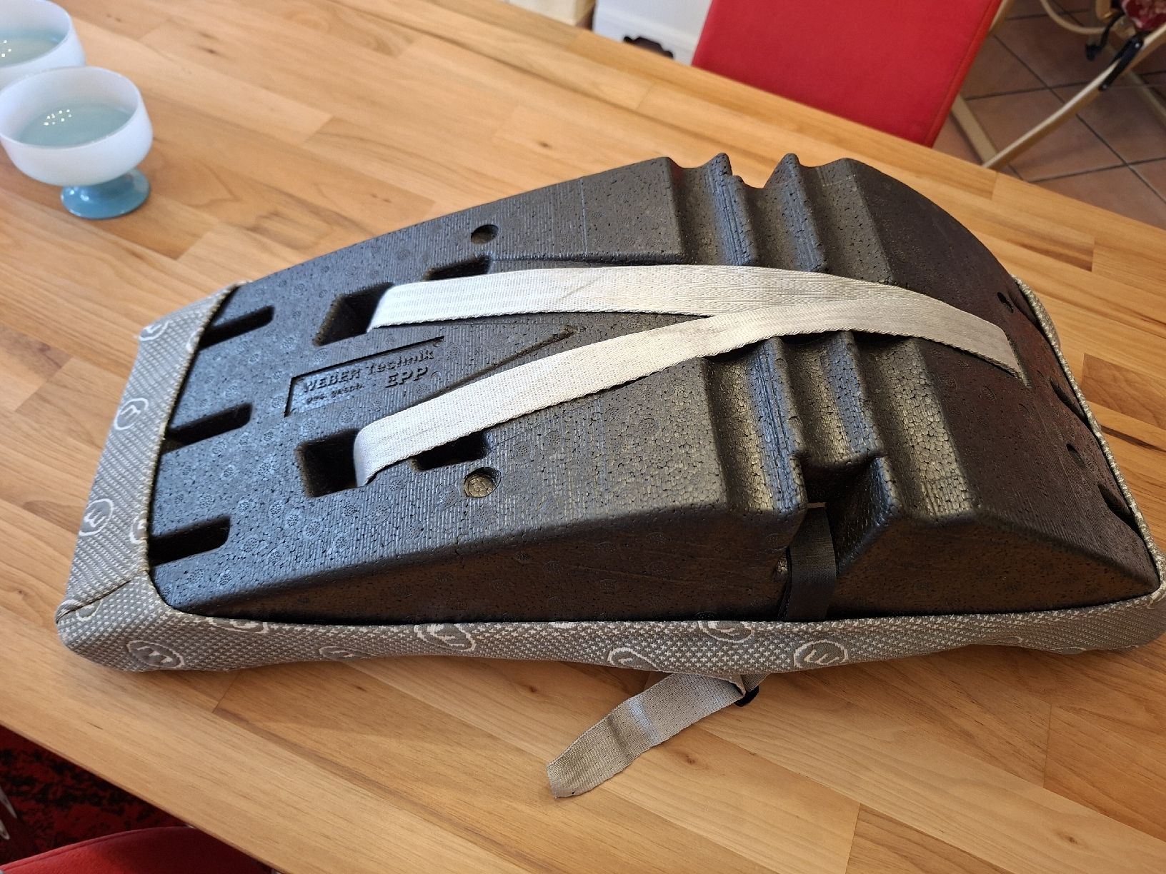 Wippen & Schaukeln: Weber Technik EPP Sitzverkleinerer mit Gurt guter Zustand – Gebraucht aus Meinisberg von Destiny1972 2