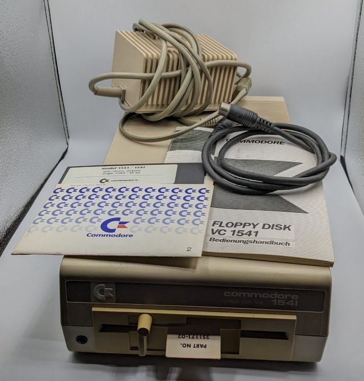 Commodore C64 C128 Floppy Disk Drive 1541 Kaufen auf Ricardo