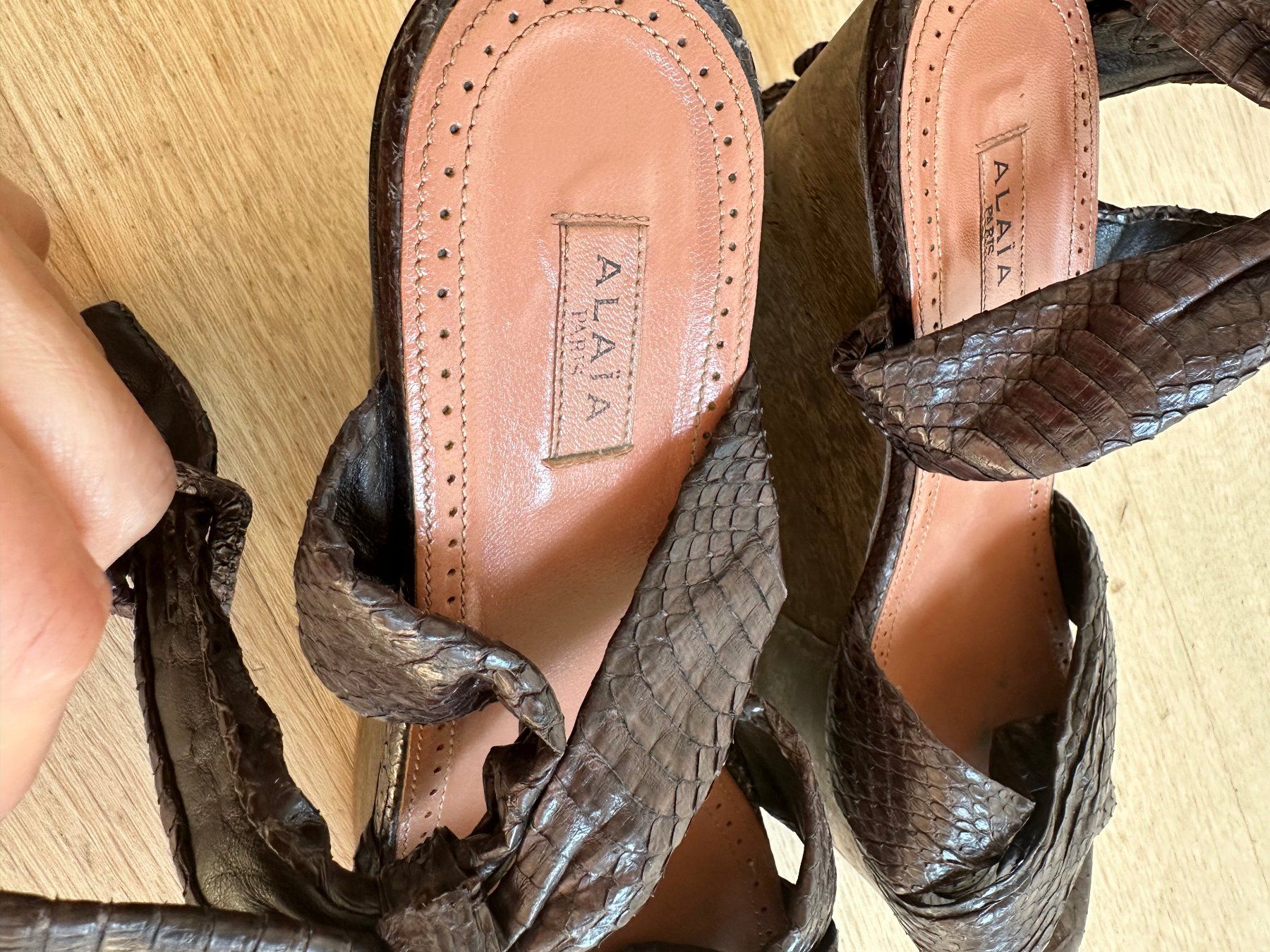 Alaia Damenschuhe: Alaia Python Sandalen – Gebraucht aus Steinmaur von regenbogen052 2