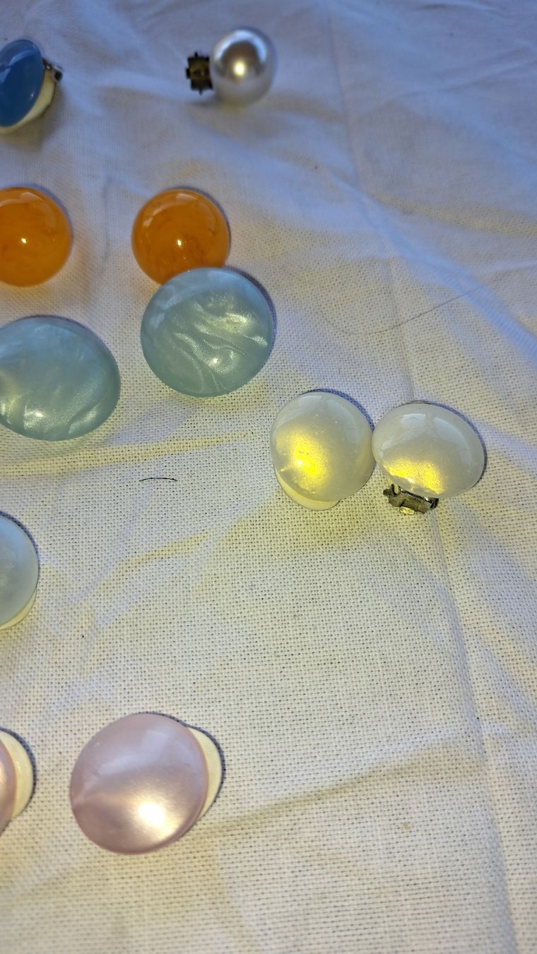 Altri gioielli: Ohrclips und Stecker Vintage  Lot – Usato da Kölliken venduto da Upcycling-by-Mc-TAM 4