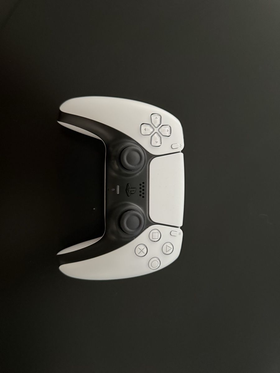 Sony Controller: PS 5 Controller  – Nuovo (secondo la descrizione) da Brigerbad venduto da fab_688m