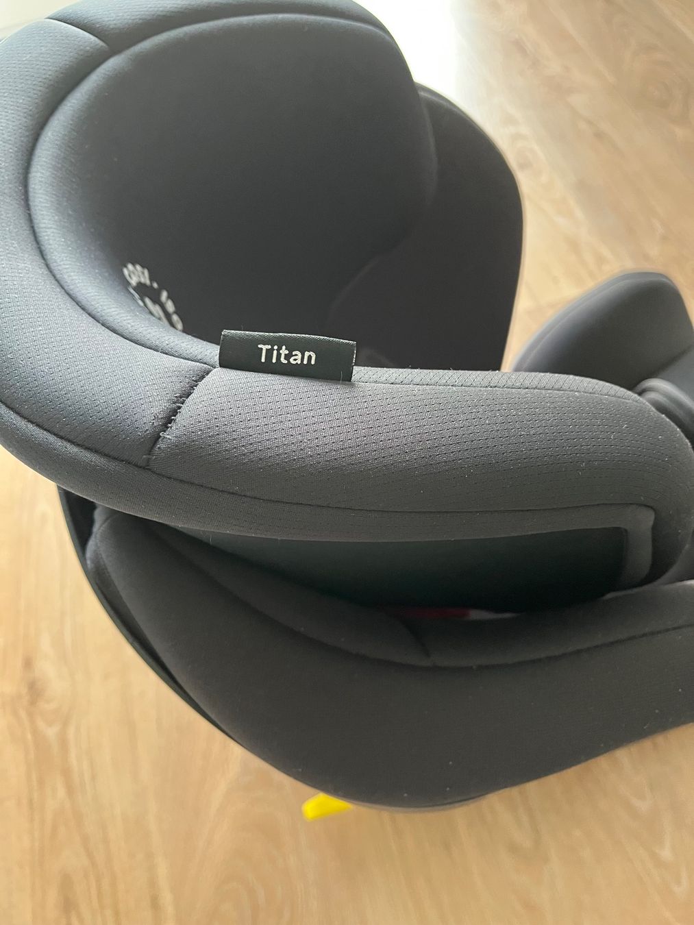 Maxi-Cosi Seggiolini per auto: Maxi Cosi Titan – Usato da Ramlinsburg venduto da siemi 1