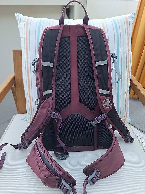 Zaini: Rucksack Mammut Lithium Speed 15 Liter – Usato da Naters venduto da Pluto2025 1