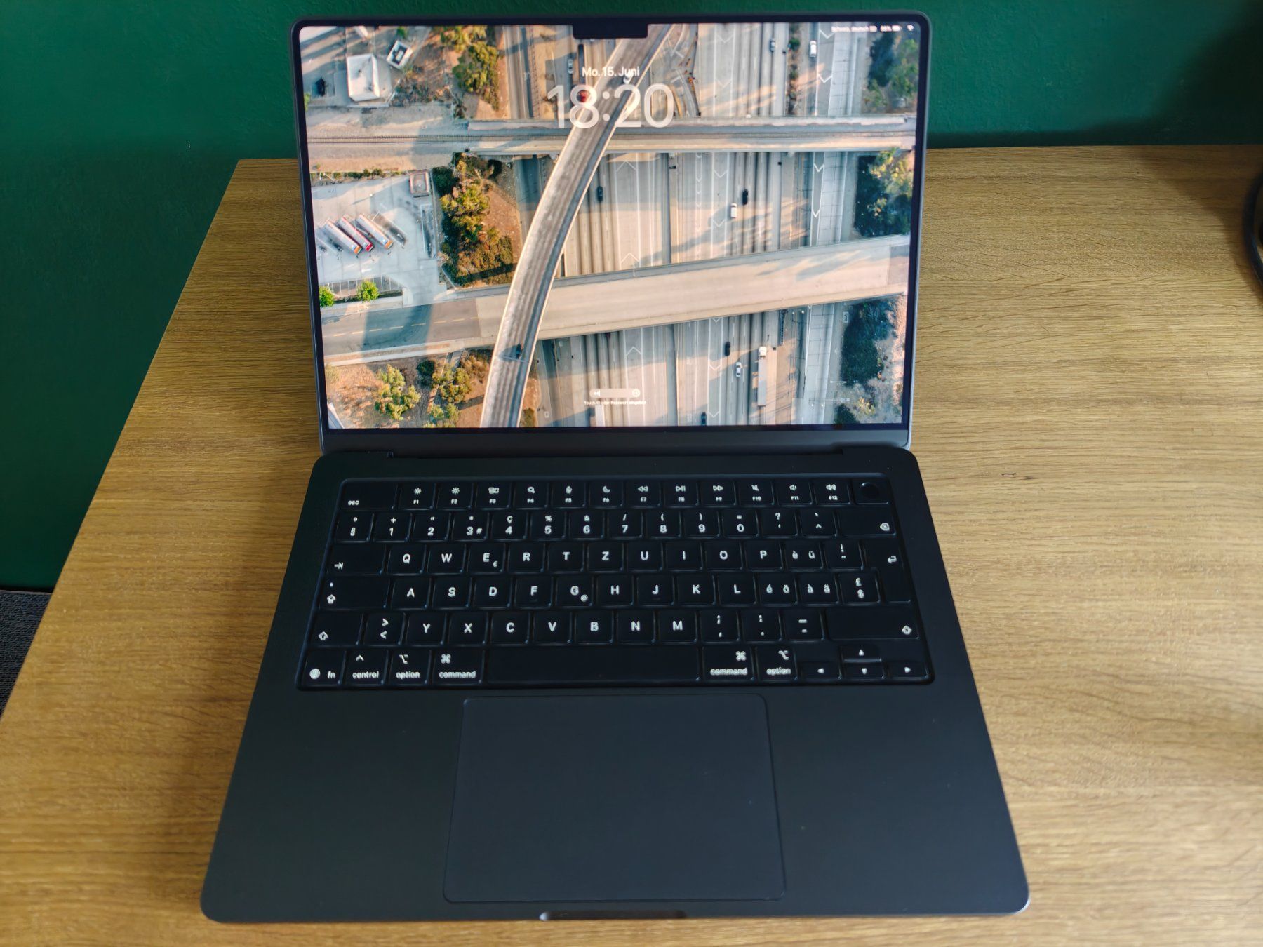 Apple Notebook: Apple MacBook Pro | M5 | 16 GB | 512 GB | CH-Layout – Usato da Schaffhausen venduto da edelbrock 1