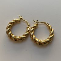 18KGP Massive Croissant Kreolen in Gold