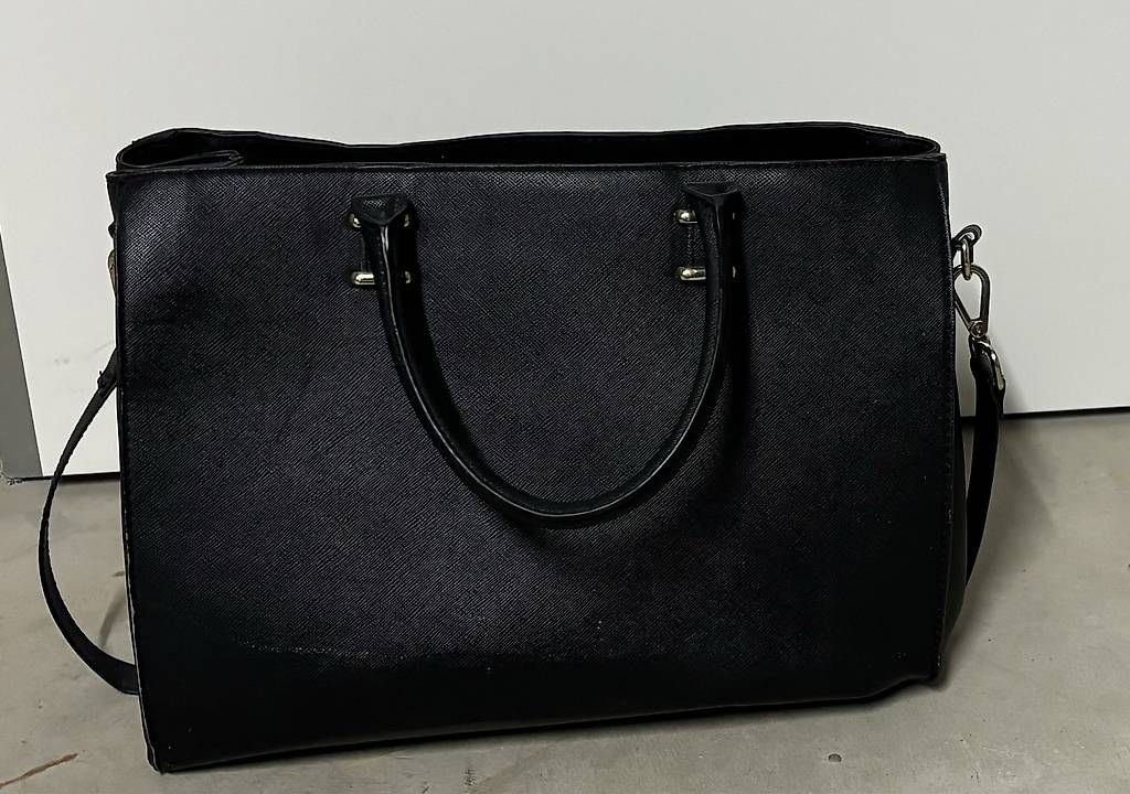Taschen für Damen: Tasche – Gebraucht aus Zofingen von Zysset_M
