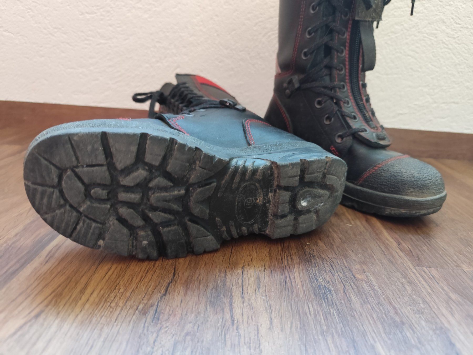 Scarpe da uomo: Feuerwehrstiefel Tornado – Usato da Erlinsbach SO venduto da Uloa1 2