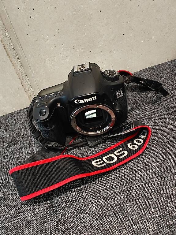 Appareil photo: Canon EOS 60D Body – D'occasion à Bern par elcancro7