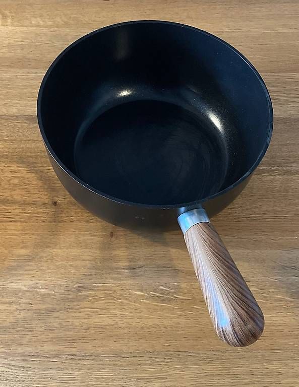 Poêles: Fonduepfanne / Caquelon – D'occasion à Schönholzerswilen par Esmeralda234 2