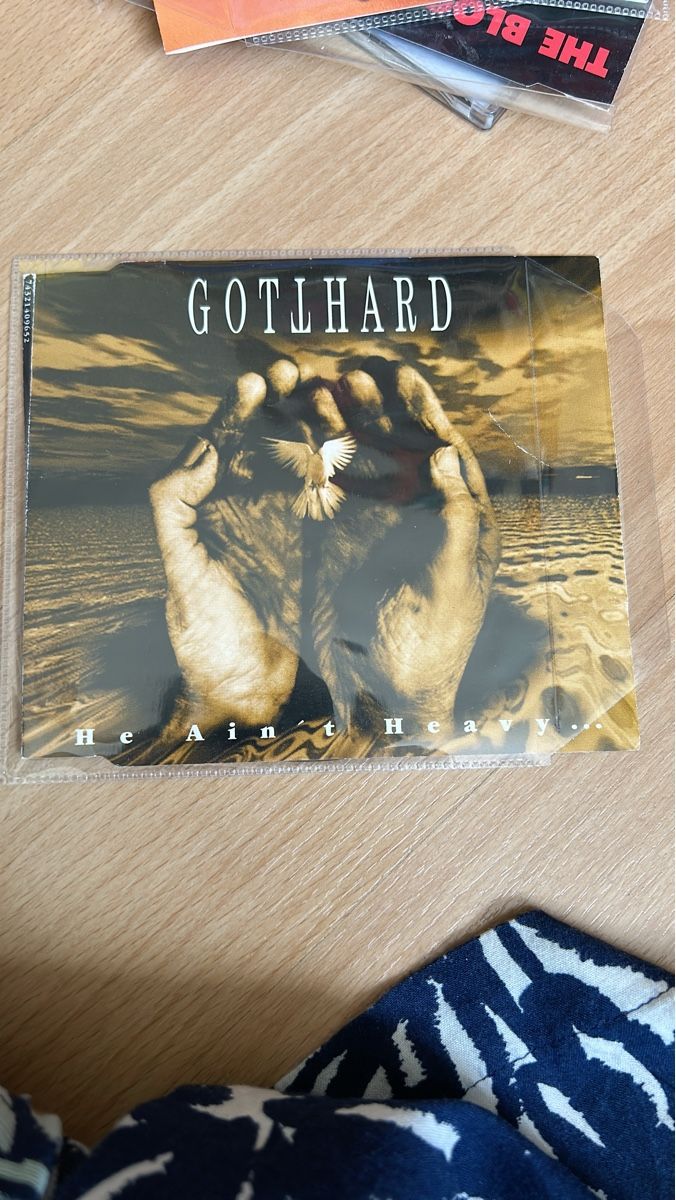 CDs: Gotthard "He Ain't Heavy" CD guter Zustand – D'occasion à Herbetswil par rotekatze84
