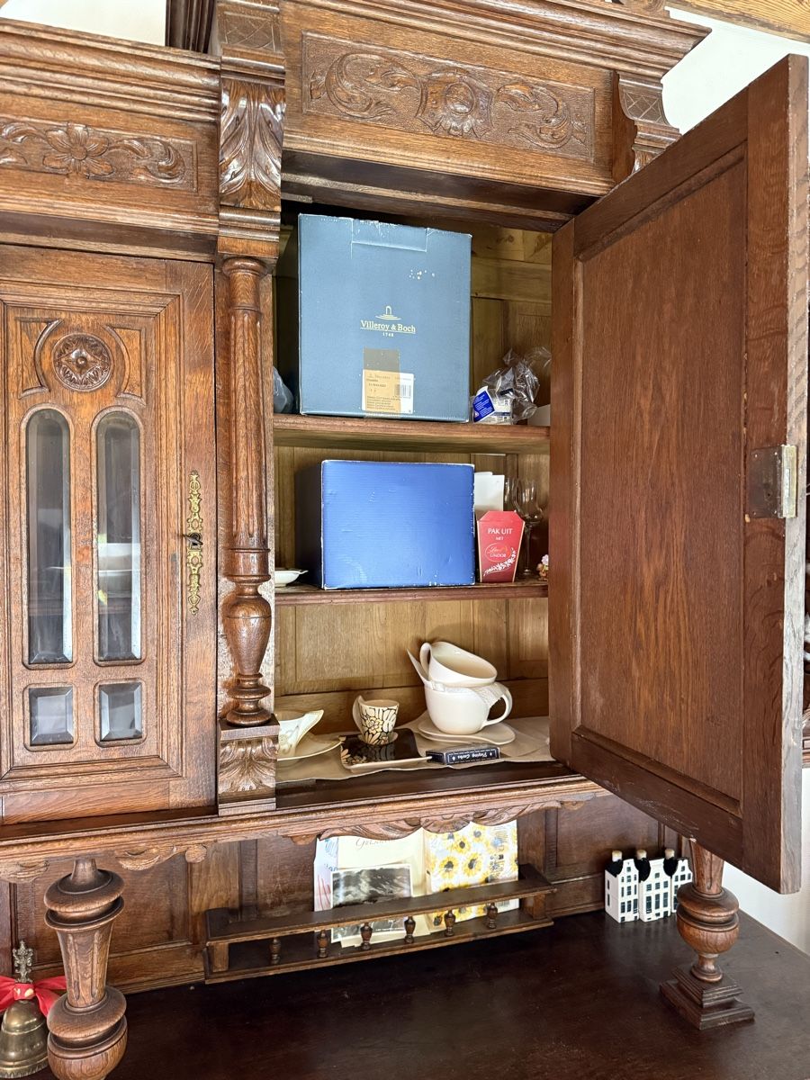 Credenze: Buffet Antike  – Usato da Schangnau venduto da and_rsg2 4