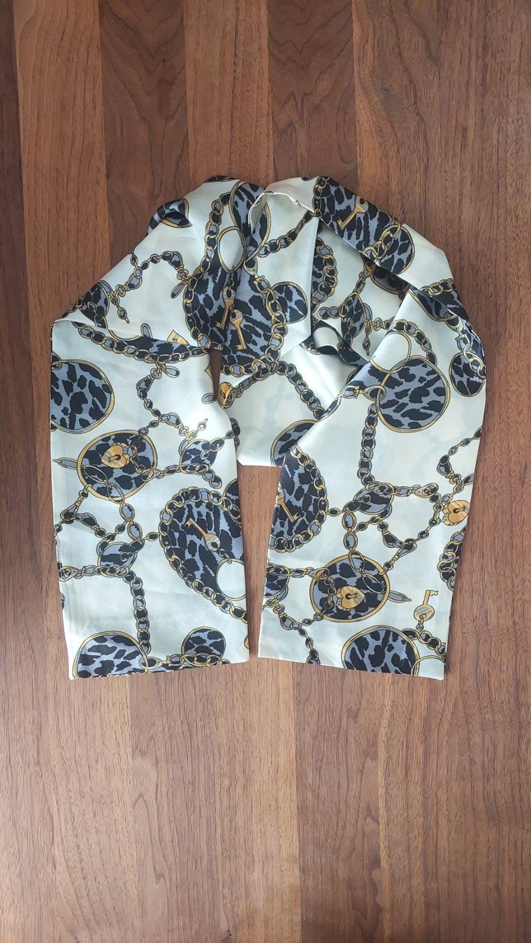 Foulard & Sciarpe: Twilly - Seidenschal - NEU – Nuovo e nell'imballaggio originale da Hittnau venduto da Razorback_1971 4