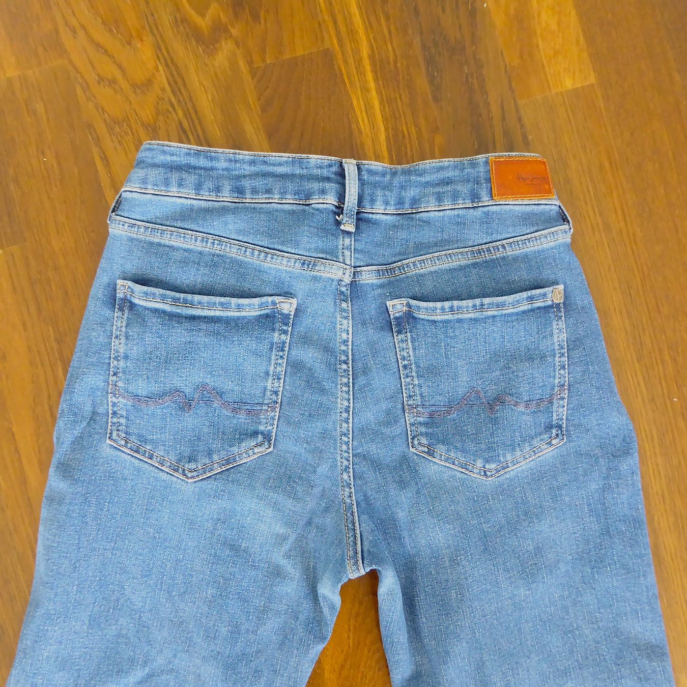 Pepe Jeans Jeans: Pepe Jeans Straight Mary - 28 / 30 – Usato da Basel venduto da Kunterbunt12 3